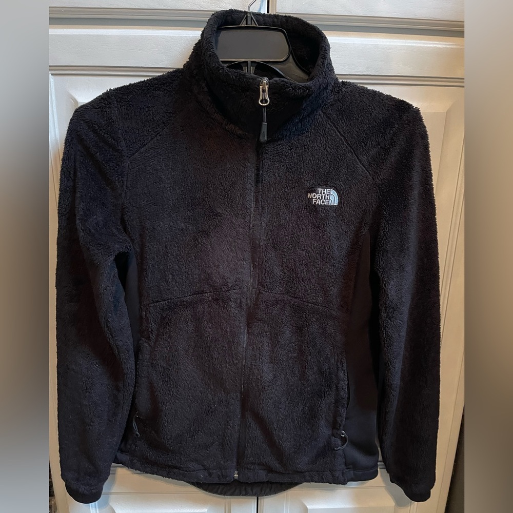 Medium Black North face Zip Up jacket Gently used fleece winter sweater